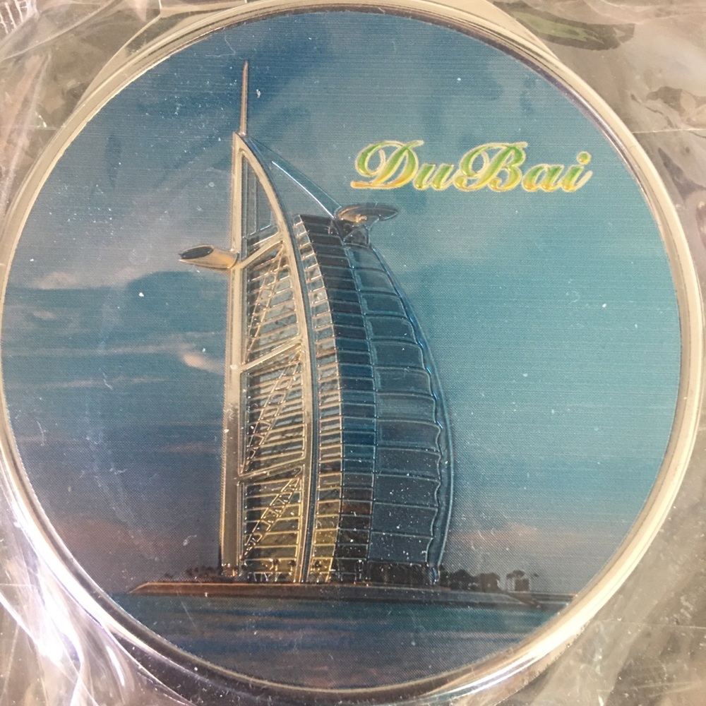 Dubai compact mirror, never used